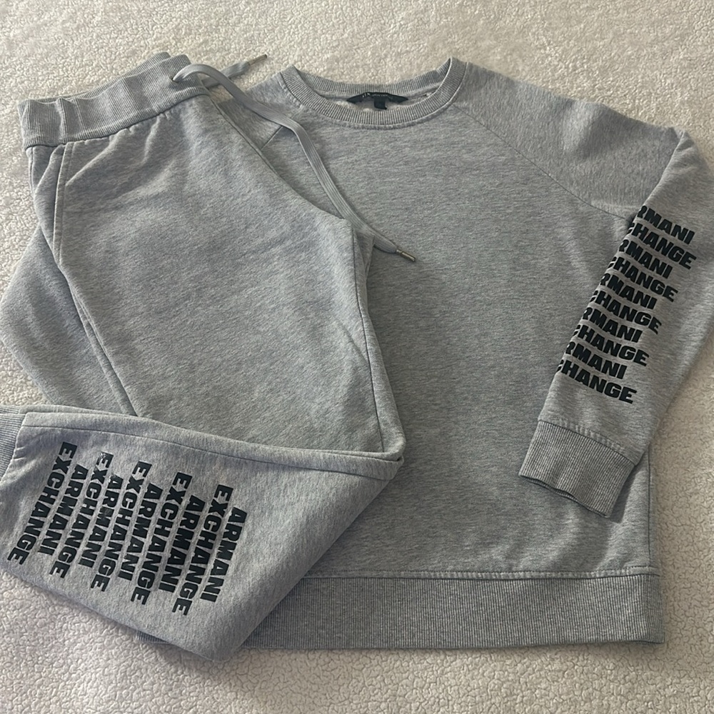A|X Armani Exchange Sz M Women's Jogger Pants & sweatshirt.